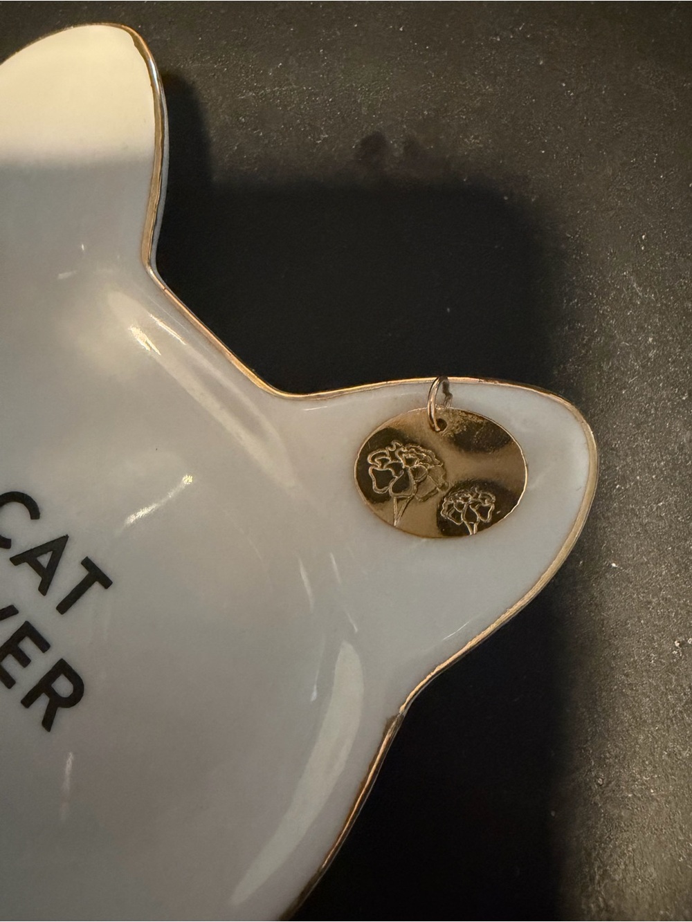 Gold colored - Marigold Floral pendant - Picture 2 of 3